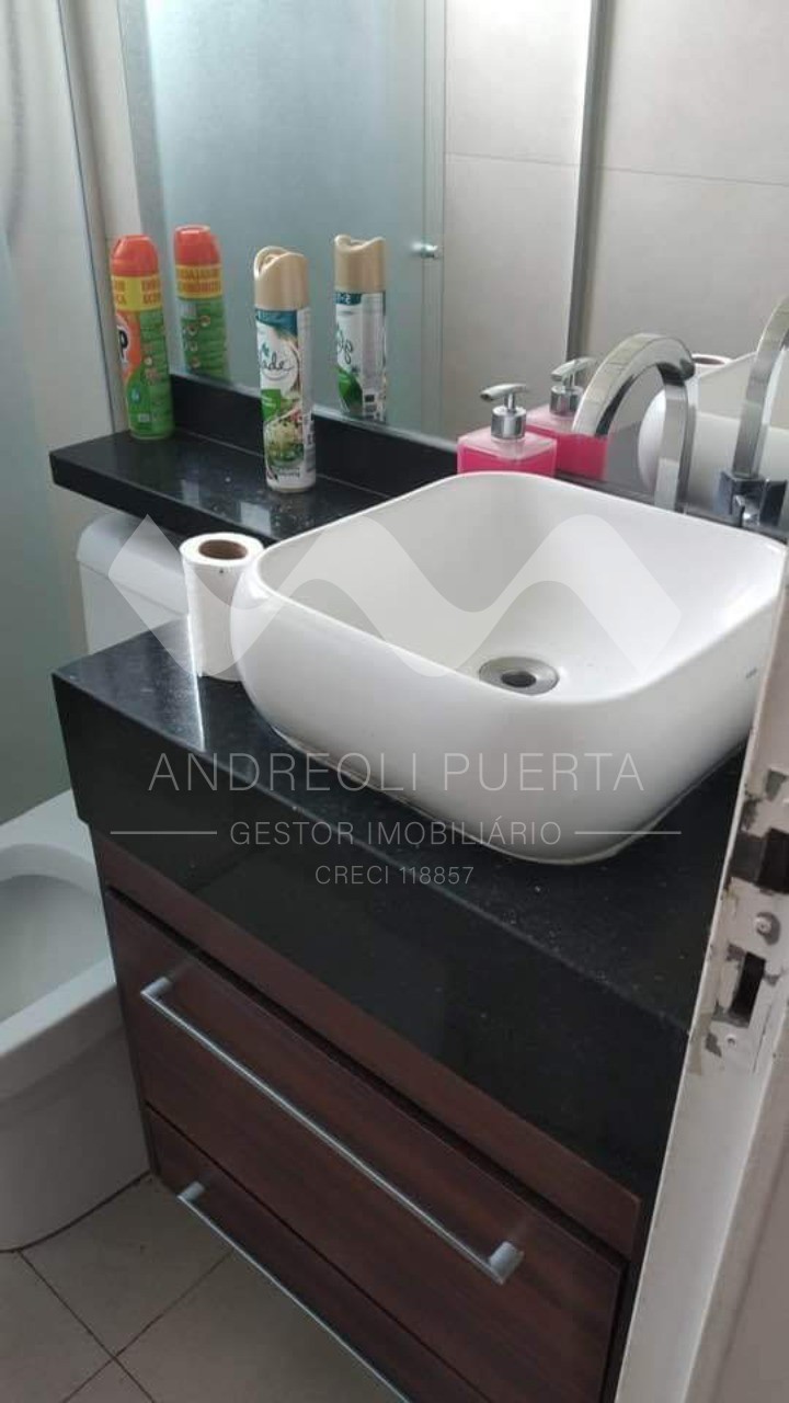 Apartamento à venda com 2 quartos, 56m² - Foto 2