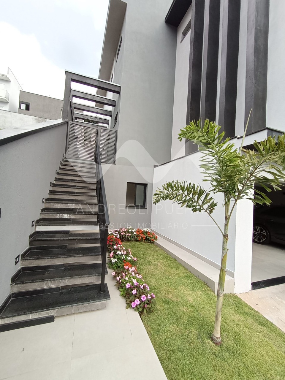 Casa de Condomínio à venda com 3 quartos, 265m² - Foto 3