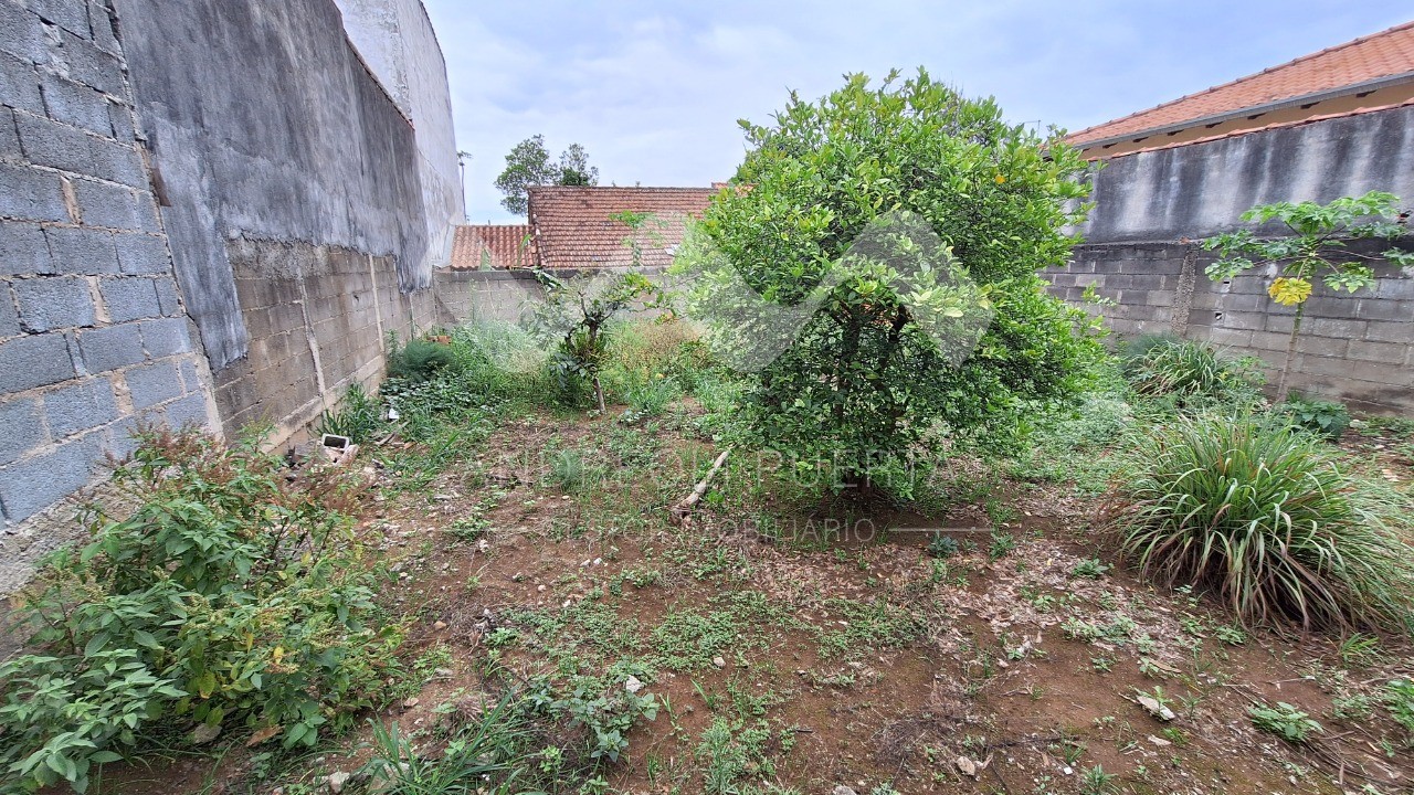 Casa à venda com 2 quartos, 300m² - Foto 12