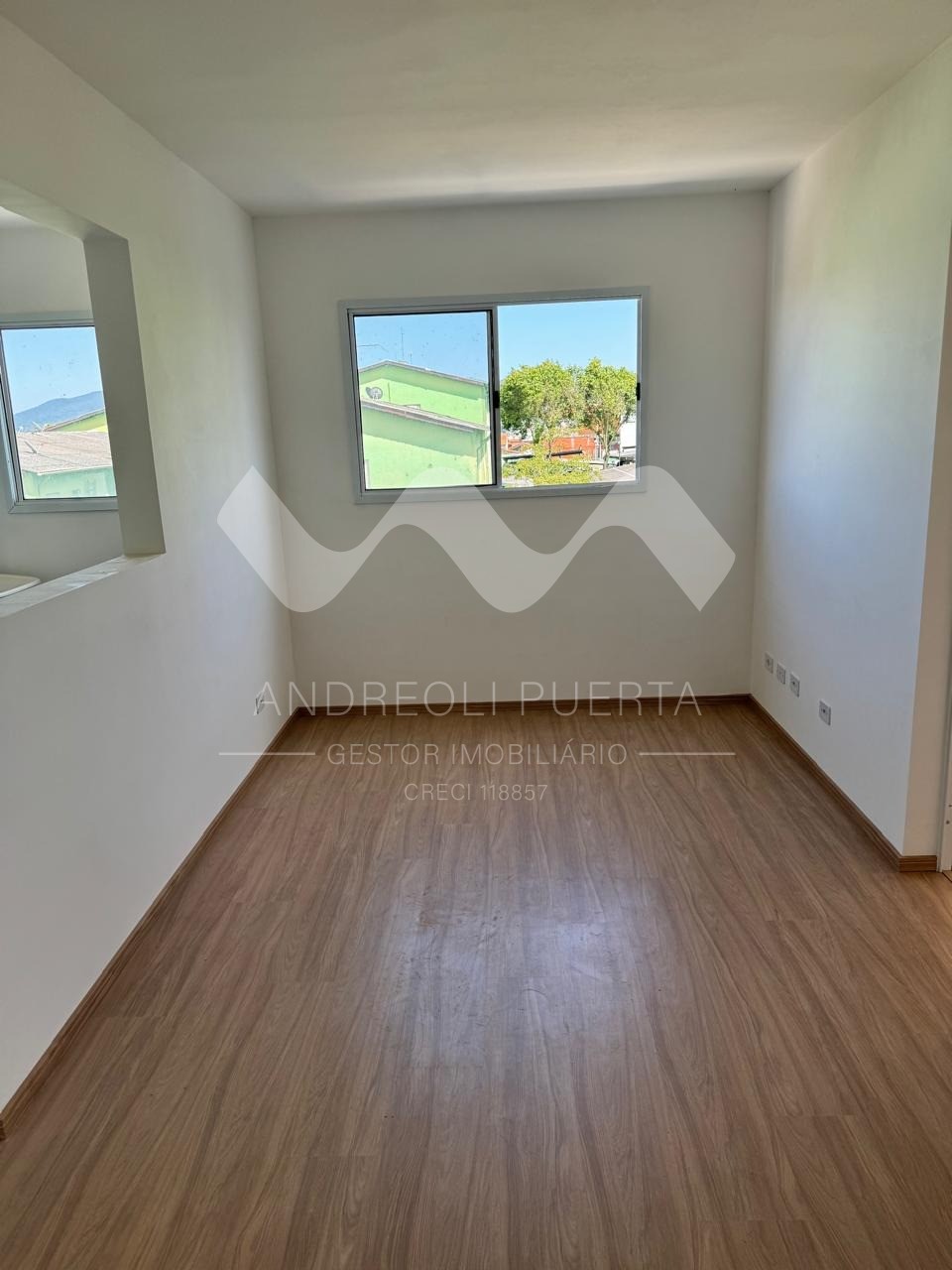 Apartamento à venda com 2 quartos, 40m² - Foto 13