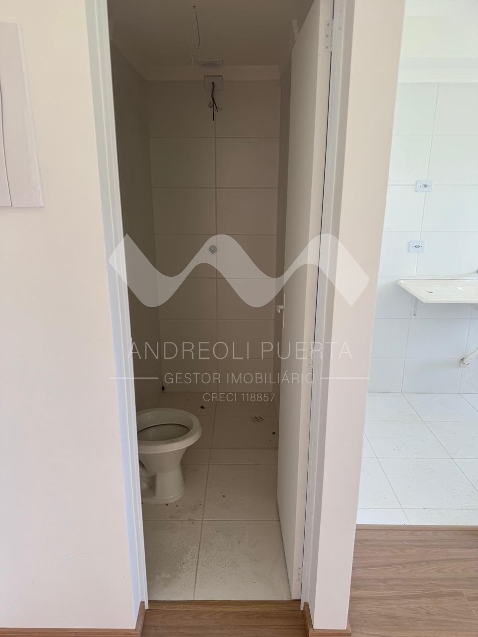 Apartamento à venda com 2 quartos, 40m² - Foto 5