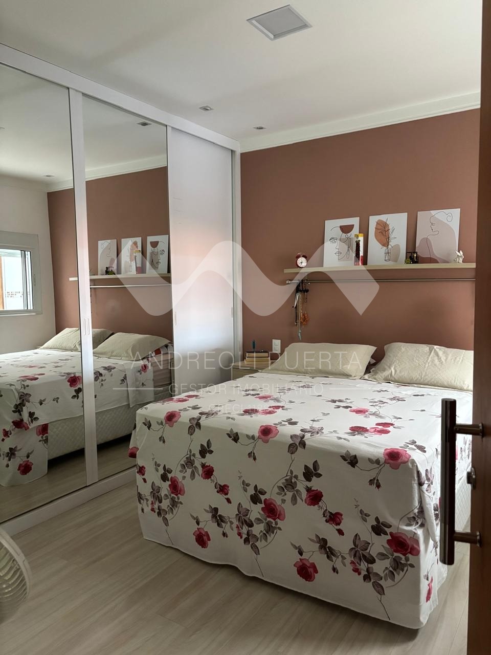 Casa à venda com 3 quartos, 150m² - Foto 18