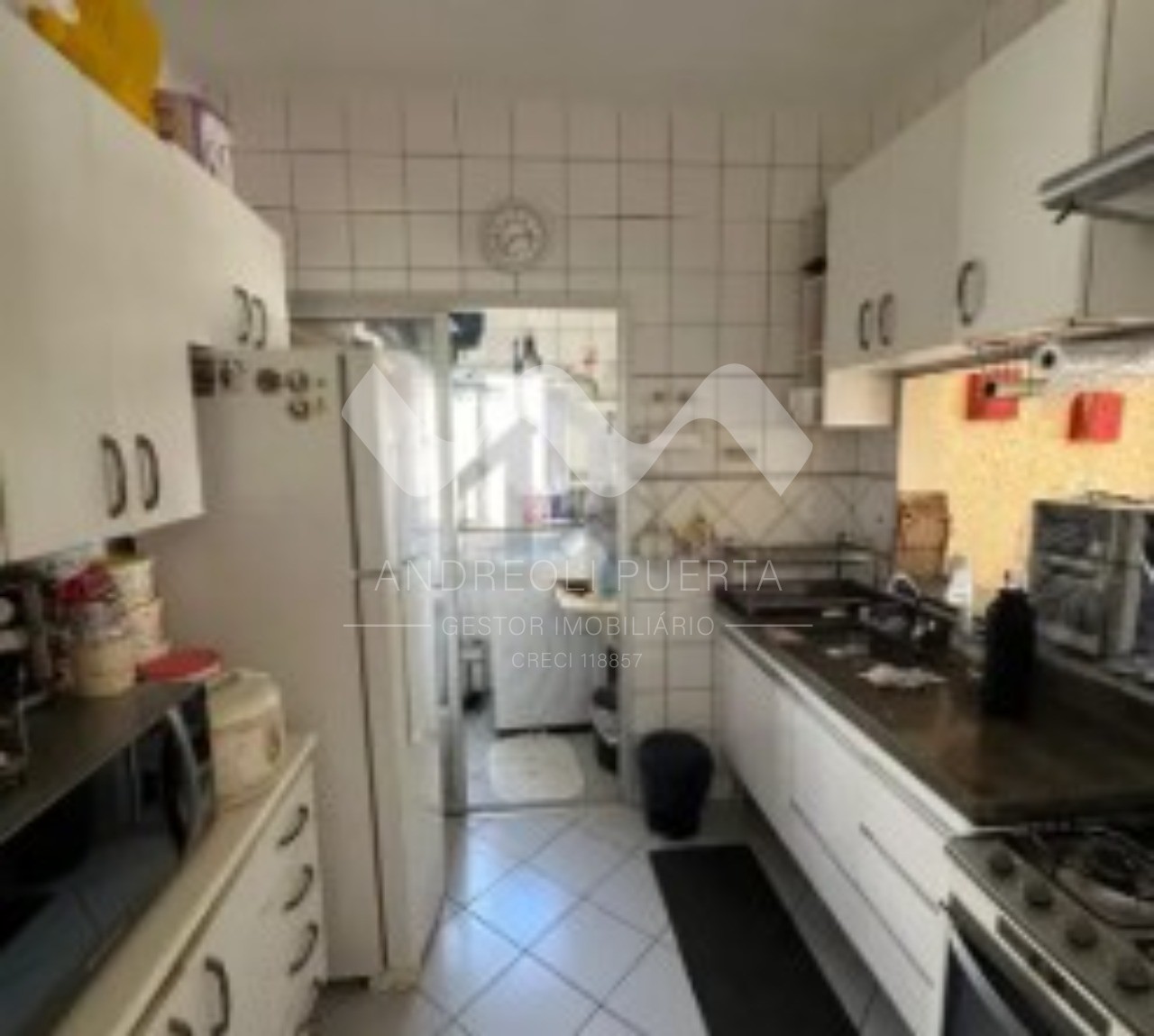 Apartamento à venda com 3 quartos, 70m² - Foto 4