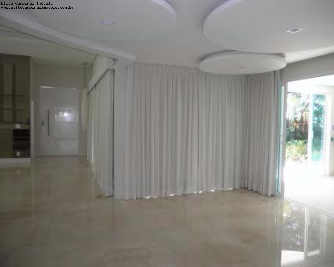 Casa de Condomínio à venda com 4 quartos, 980m² - Foto 4