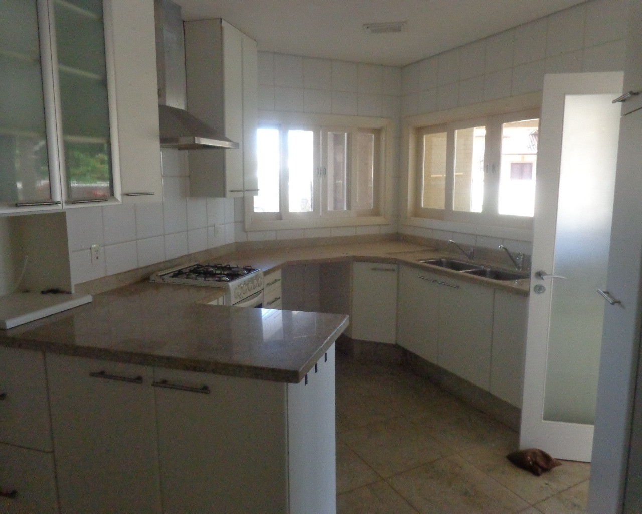 Casa de Condomínio à venda com 4 quartos, 500m² - Foto 15