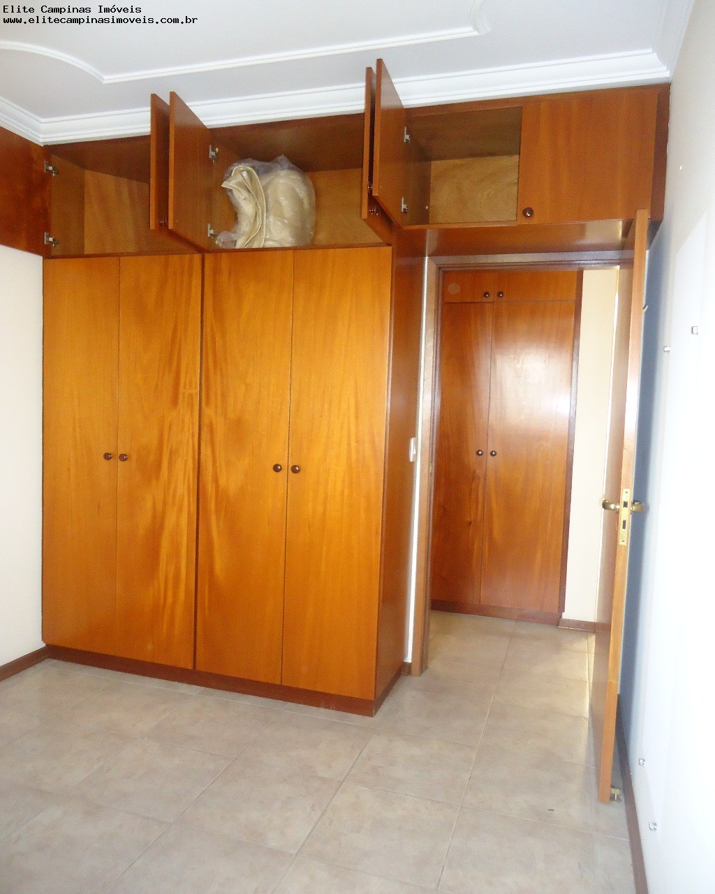 Apartamento à venda com 3 quartos, 130m² - Foto 9