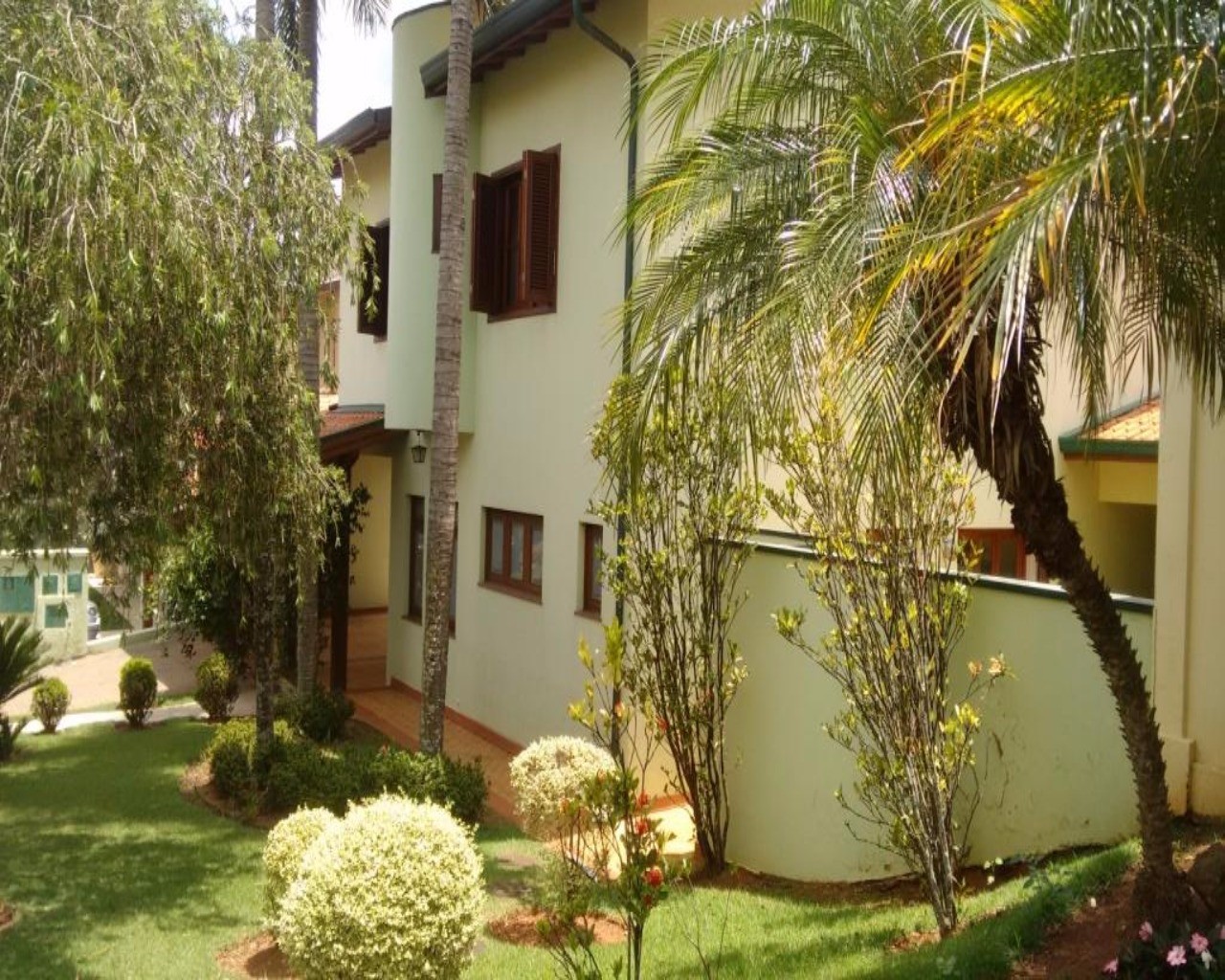 Casa de Condomínio à venda com 4 quartos, 600m² - Foto 9