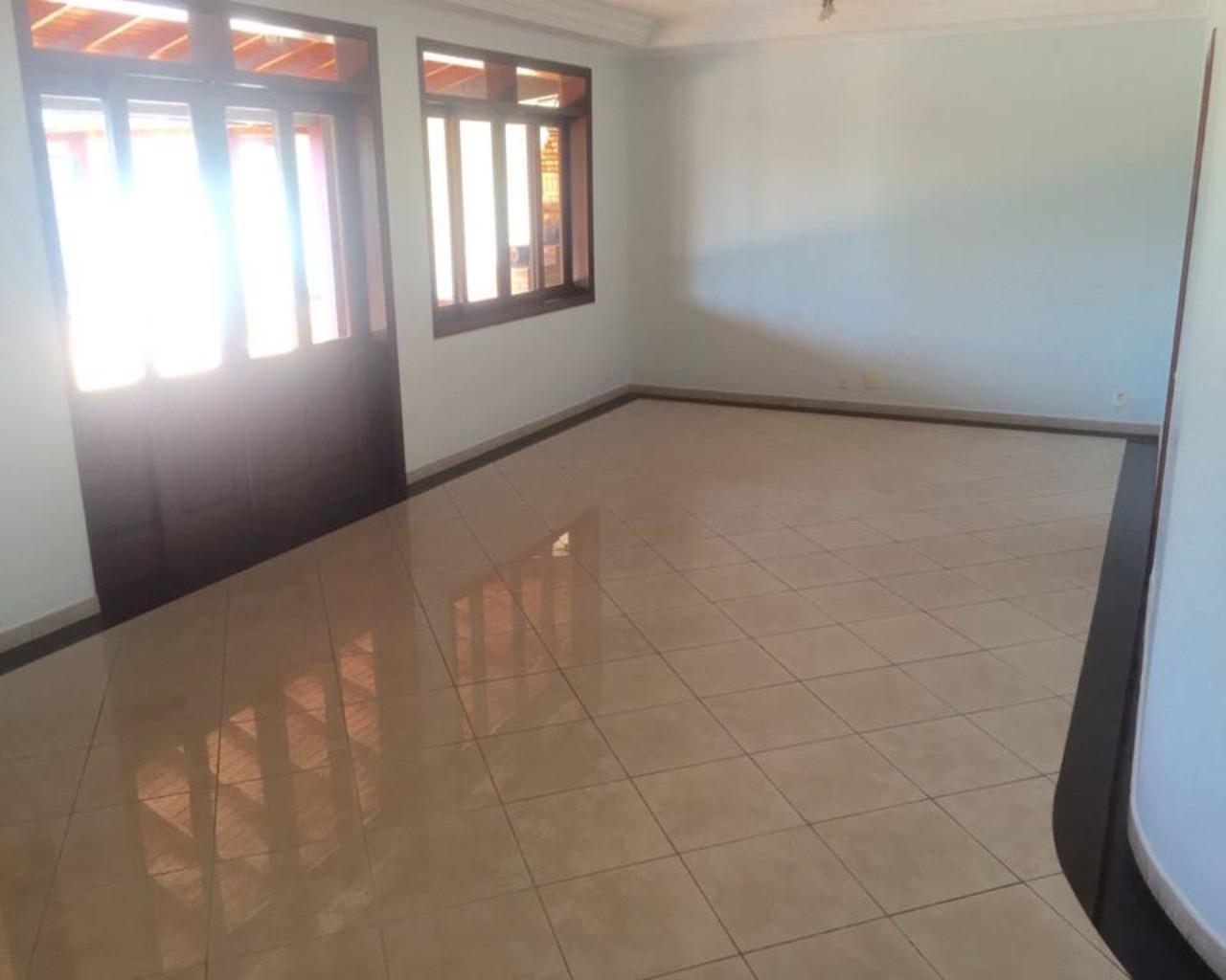 Casa de Condomínio à venda com 4 quartos, 600m² - Foto 12