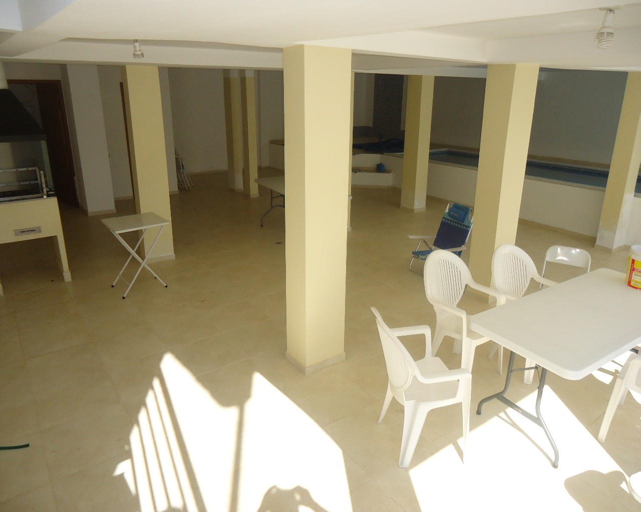 Casa à venda com 4 quartos, 300m² - Foto 25