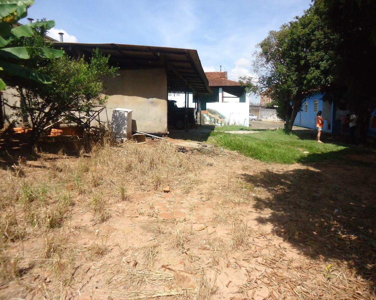 Terreno à venda com 3 quartos, 1000m² - Foto 10