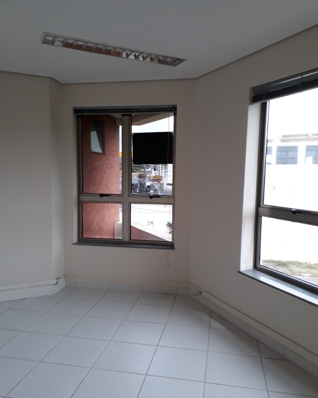 Conjunto Comercial-Sala à venda, 72m² - Foto 3