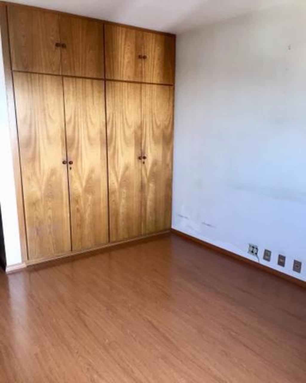 Apartamento à venda com 4 quartos, 164m² - Foto 11