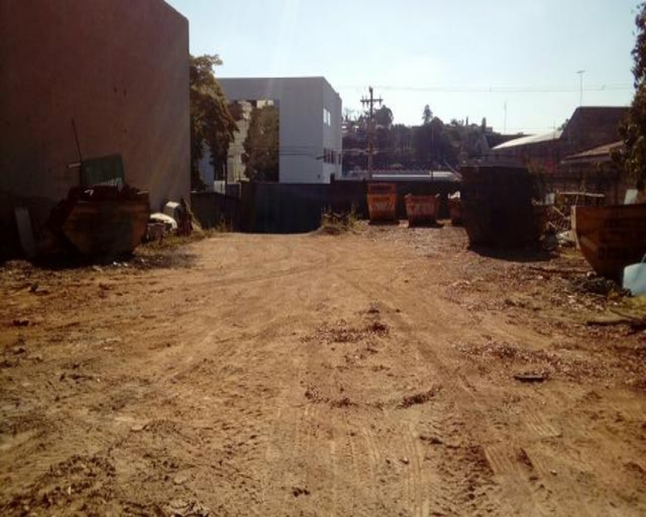 Terreno à venda, 1000m² - Foto 2