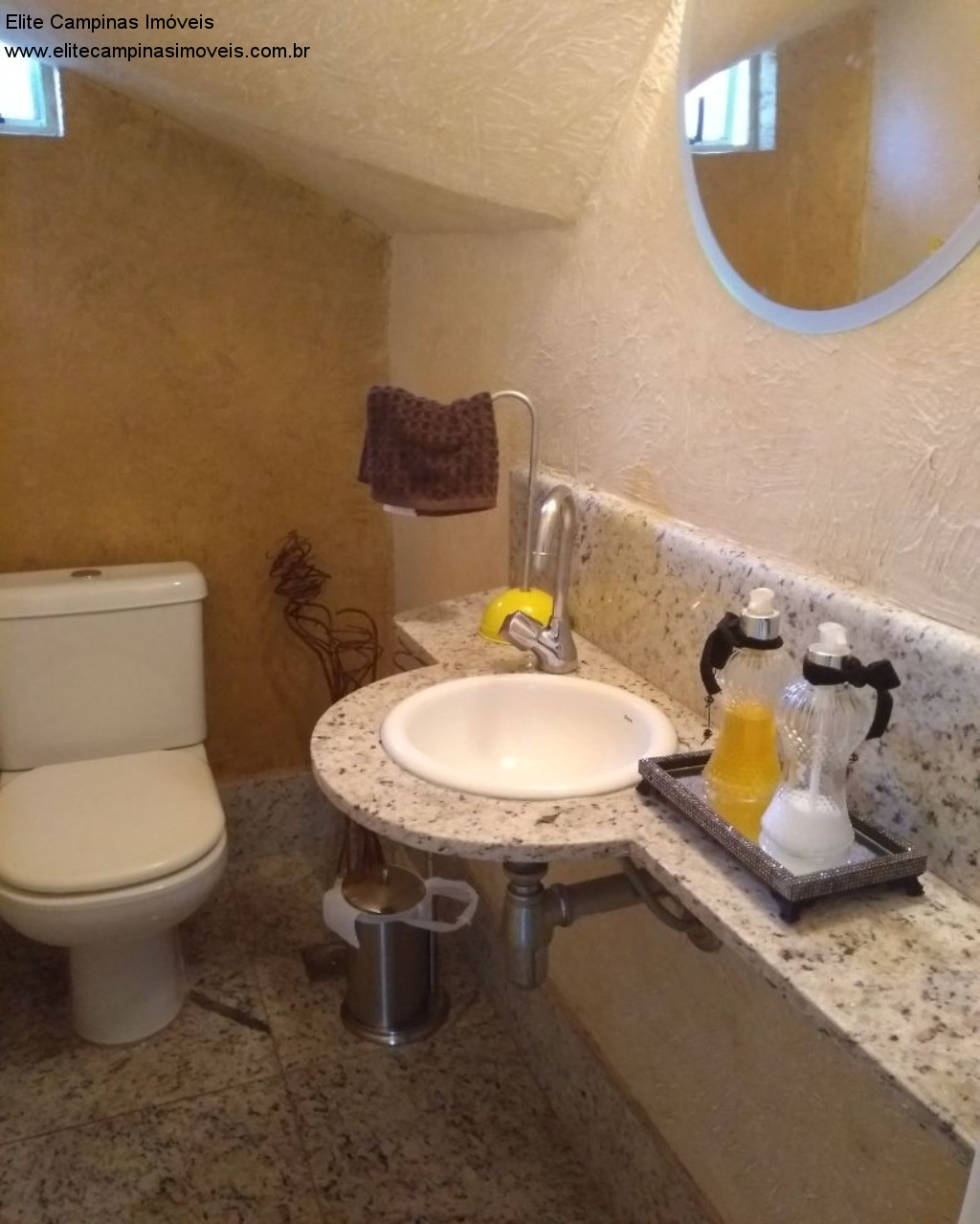 Casa de Condomínio à venda com 3 quartos, 200m² - Foto 2