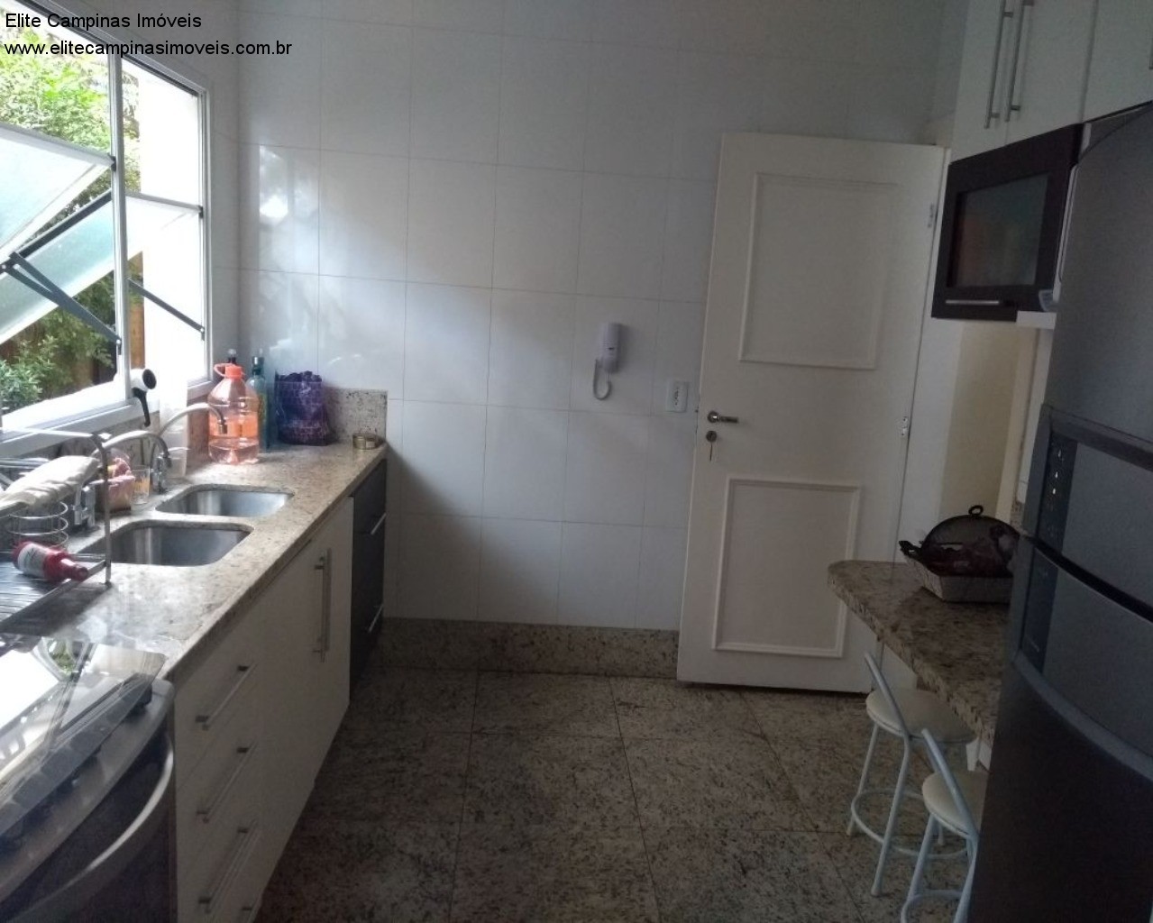 Casa de Condomínio à venda com 3 quartos, 200m² - Foto 18