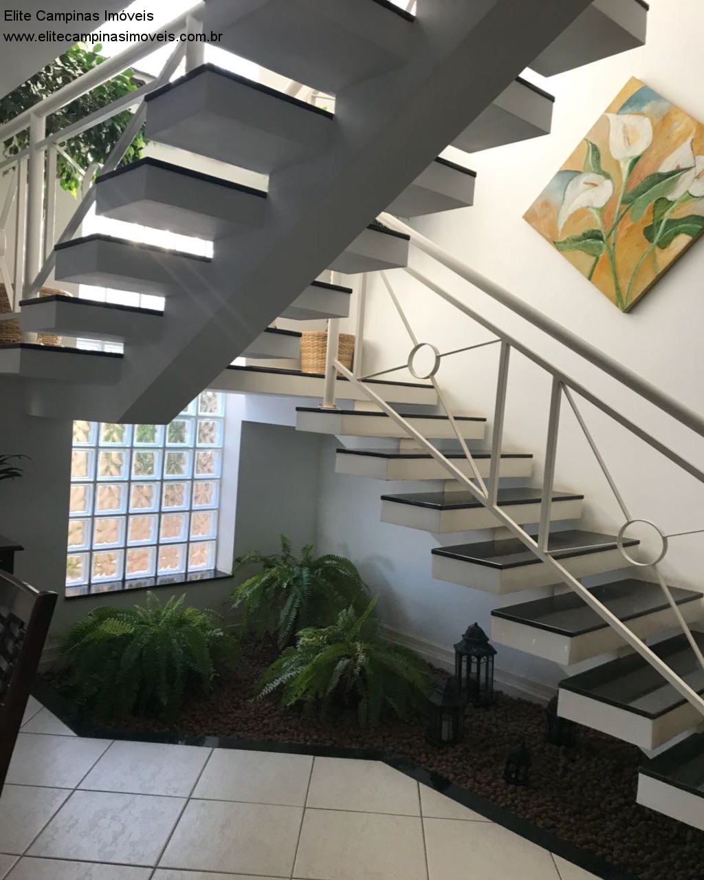 Casa de Condomínio à venda com 4 quartos, 350m² - Foto 8