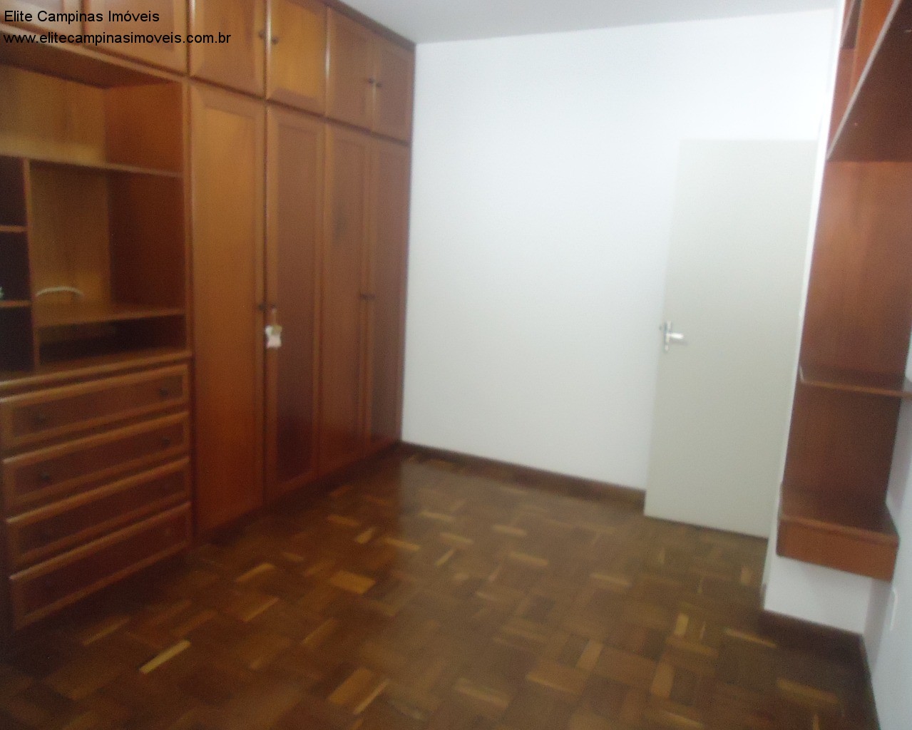 Casa de Condomínio à venda com 3 quartos, 250m² - Foto 15