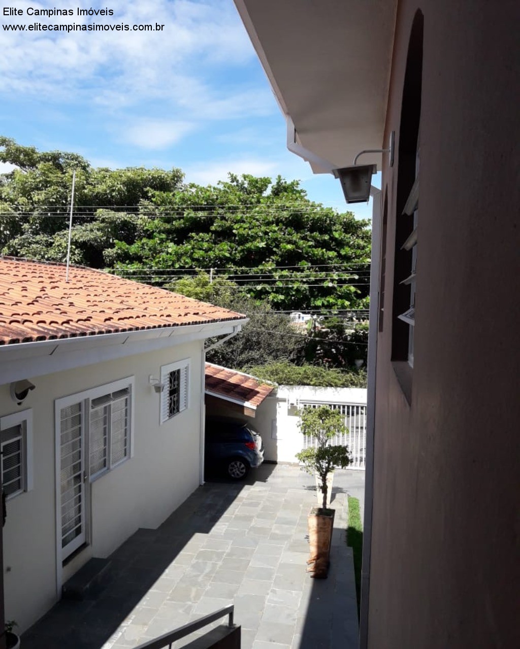 Sobrado à venda com 3 quartos, 250m² - Foto 1