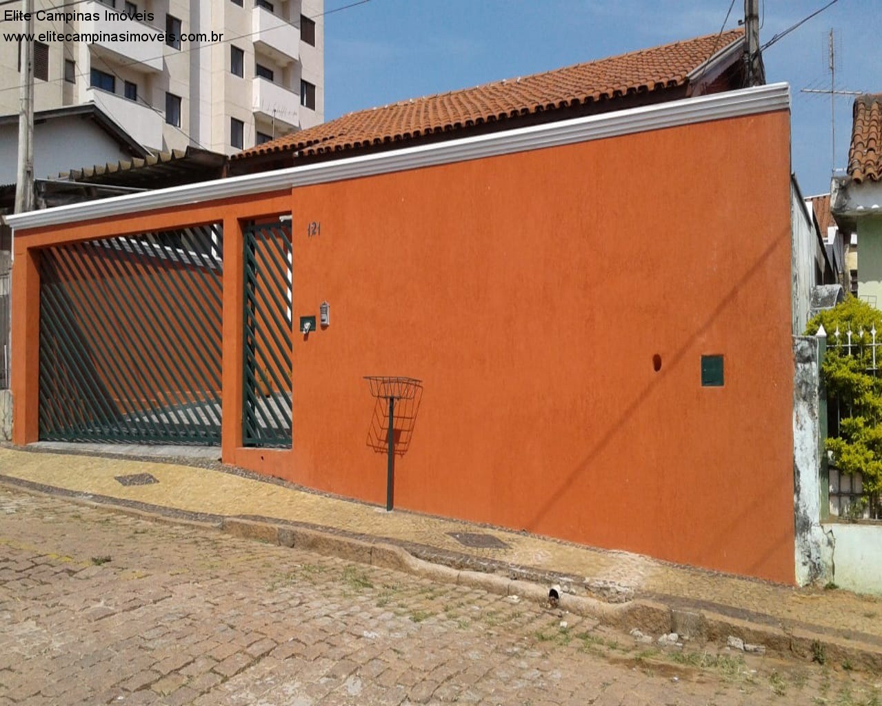 Prédio Inteiro à venda com 3 quartos, 266m² - Foto 1