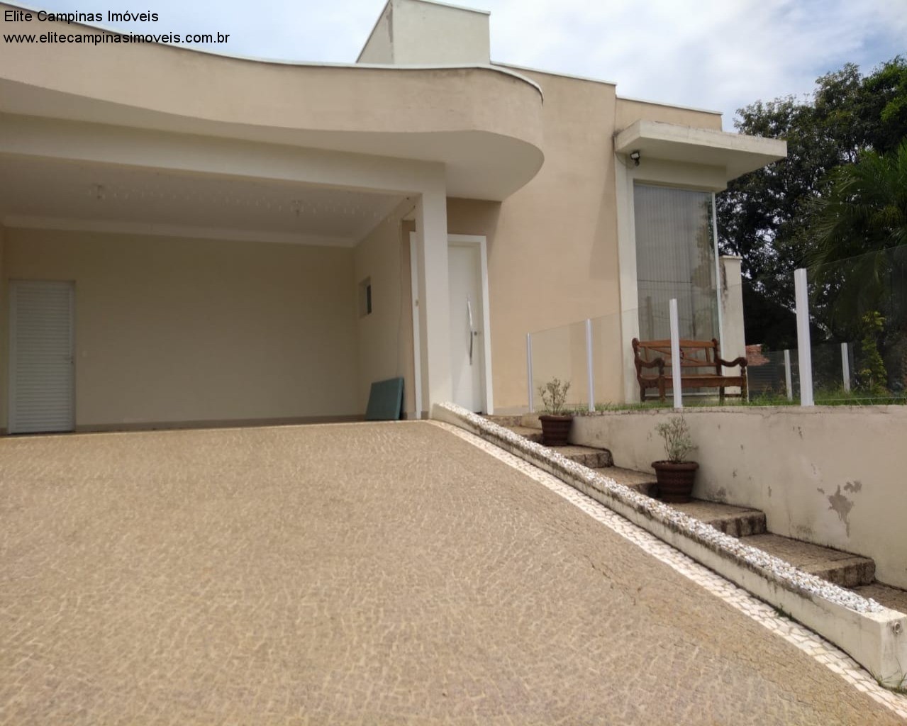 Casa de Condomínio à venda com 3 quartos, 1000m² - Foto 1