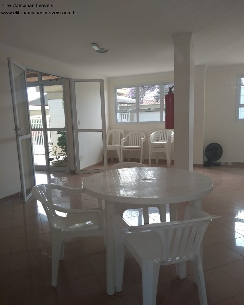 Apartamento à venda com 4 quartos, 190m² - Foto 4