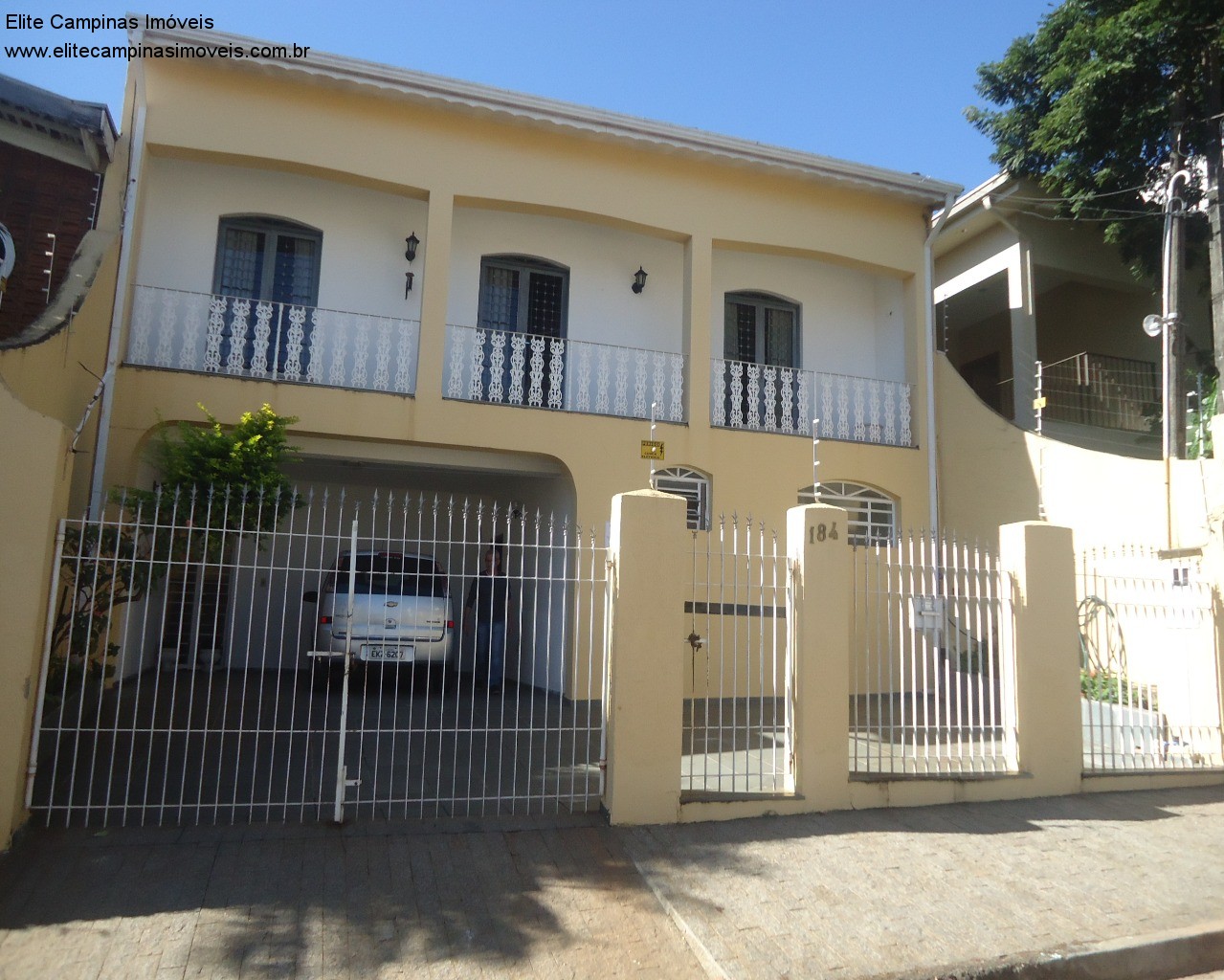 Sobrado à venda com 3 quartos, 290m² - Foto 1