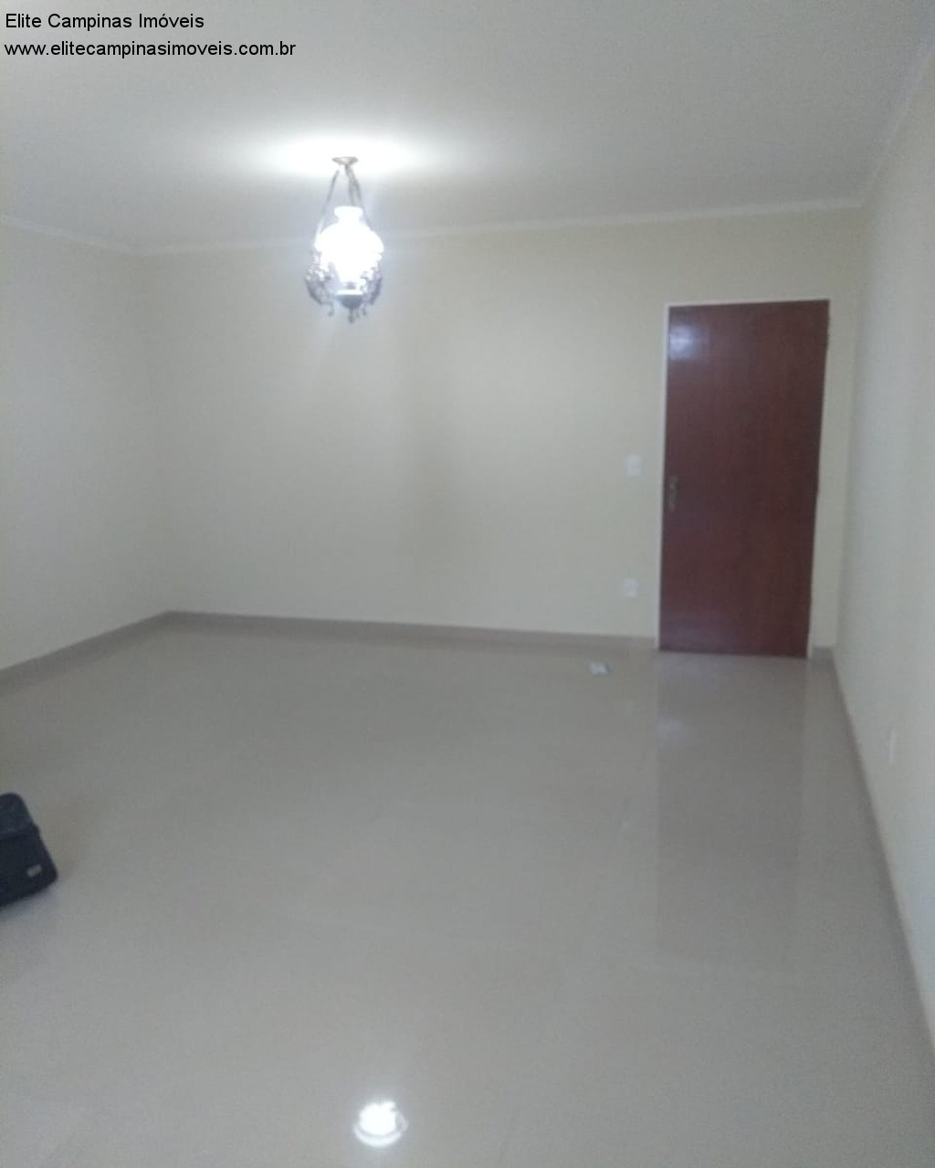 Apartamento à venda com 3 quartos, 80m² - Foto 2