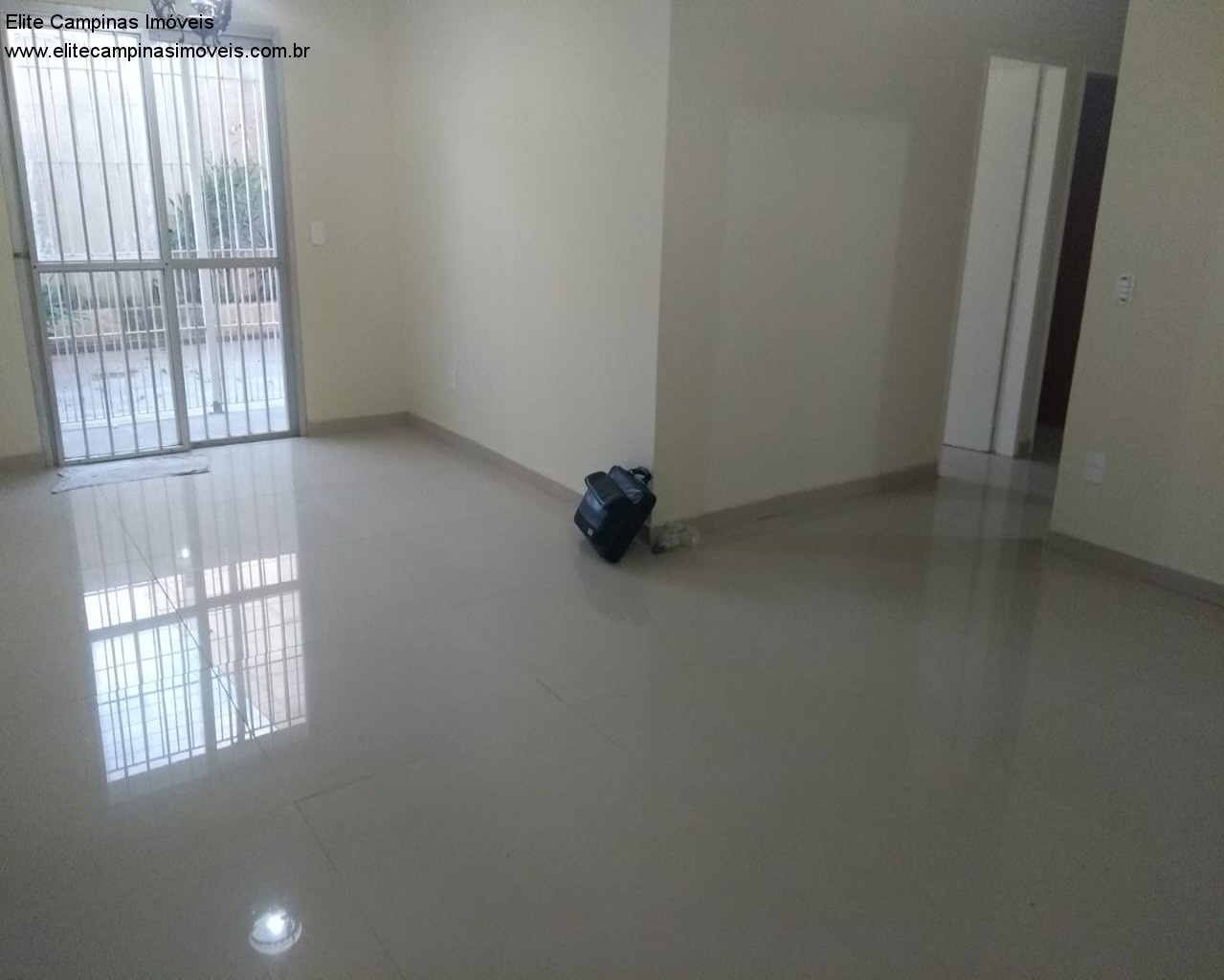 Apartamento à venda com 3 quartos, 80m² - Foto 4