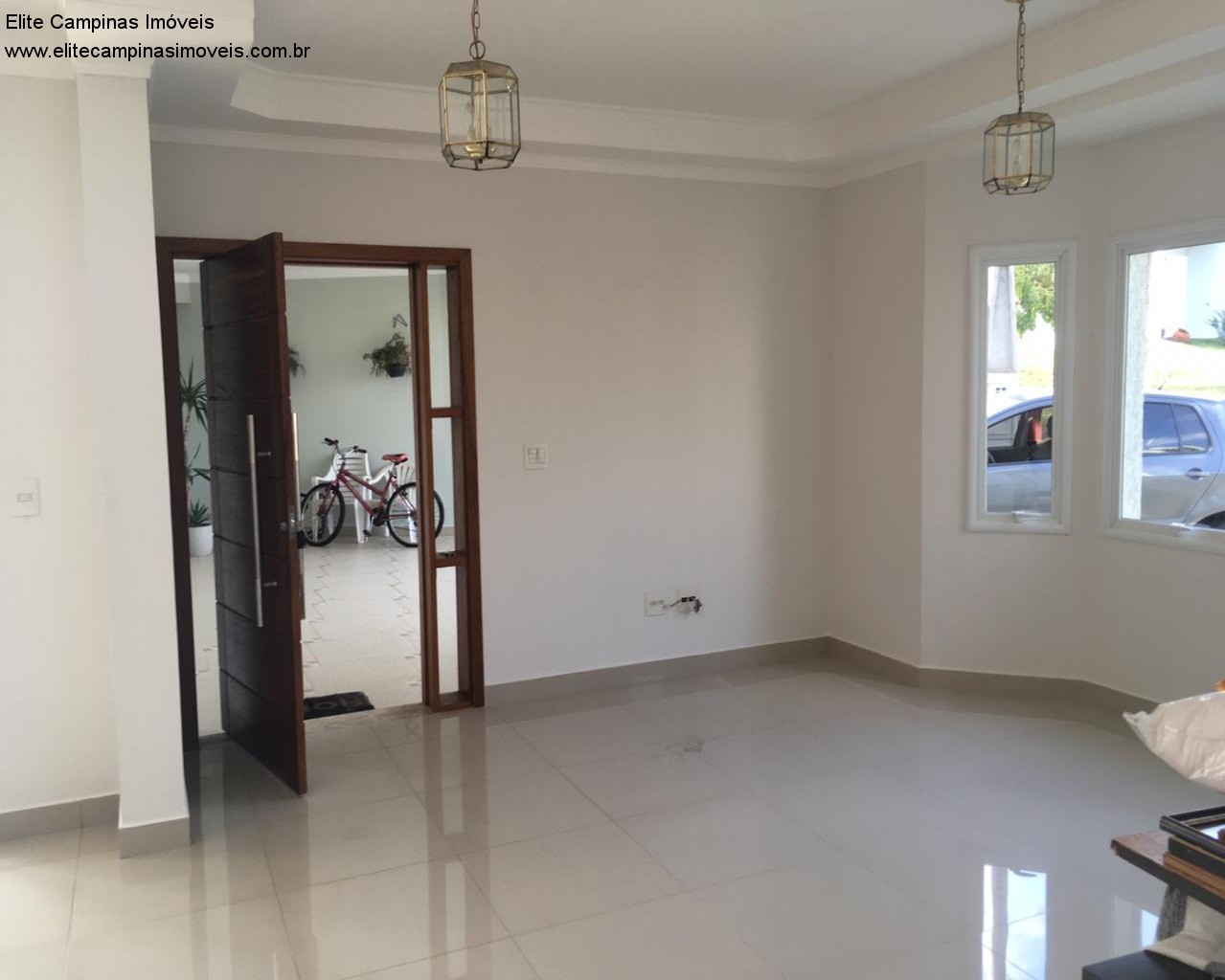 Casa de Condomínio à venda com 3 quartos, 310m² - Foto 3