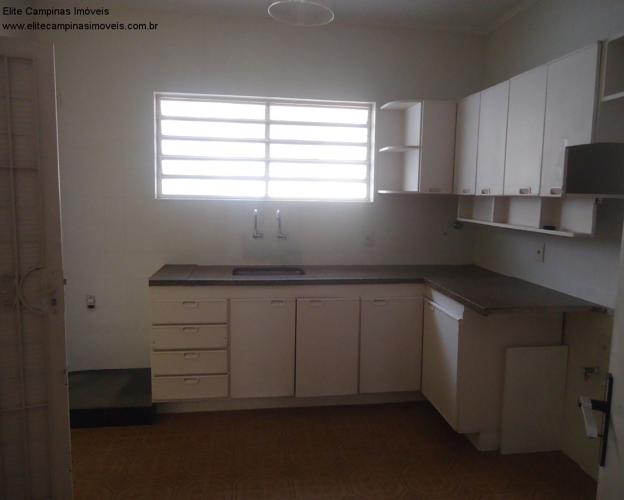 Sobrado à venda com 4 quartos, 300m² - Foto 17