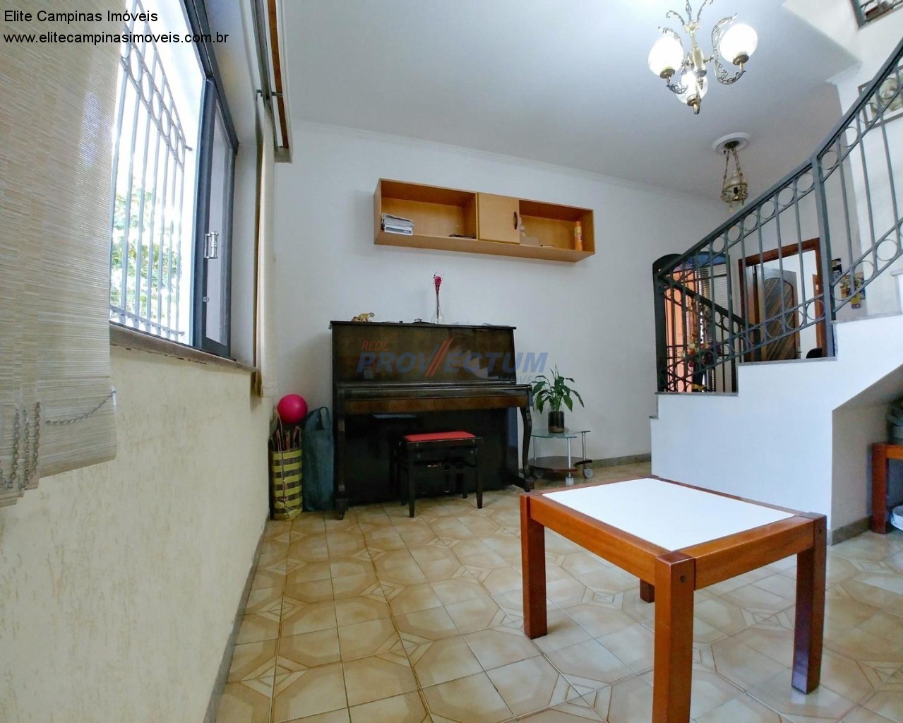 Sobrado à venda com 3 quartos, 300m² - Foto 3