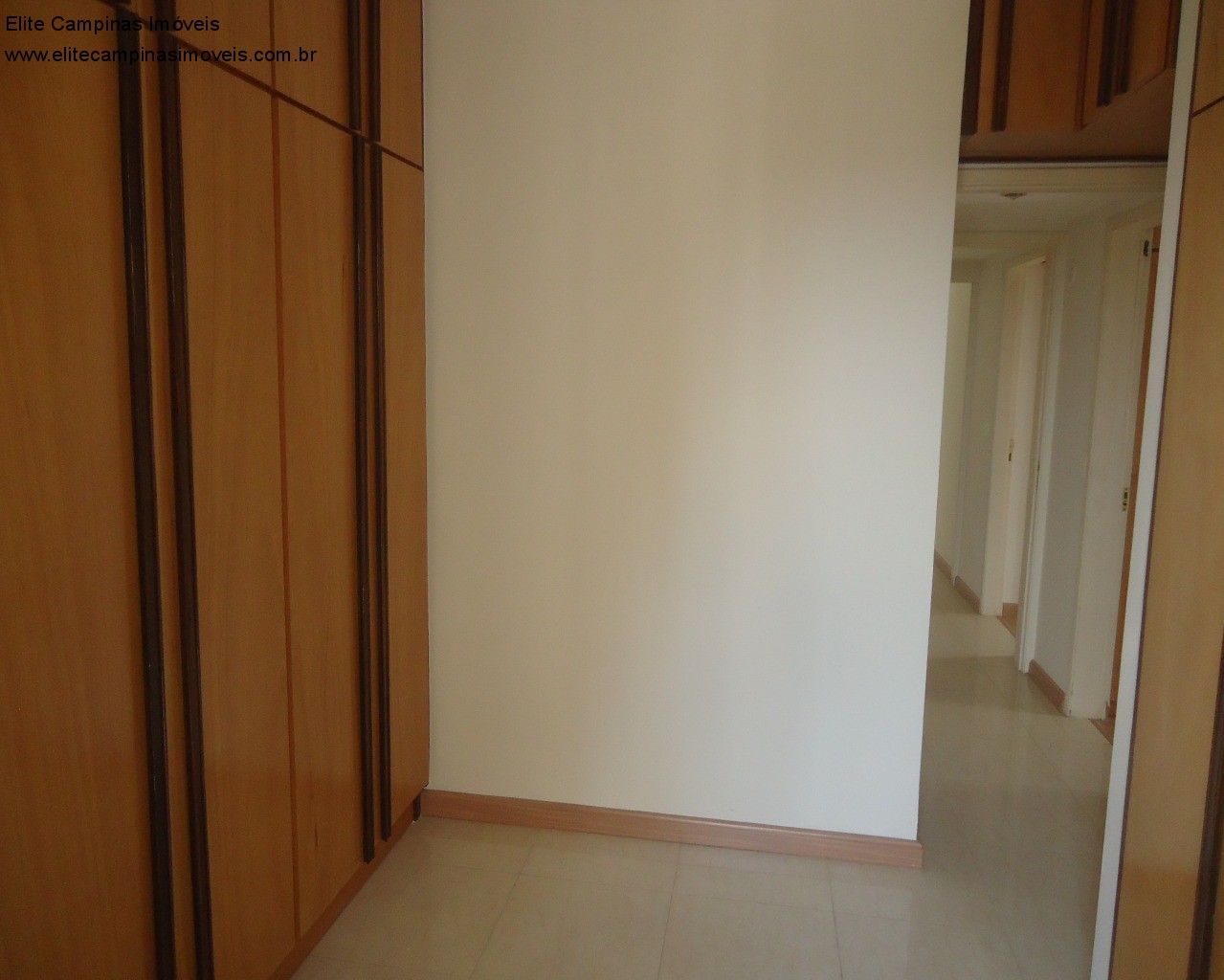 Apartamento à venda com 3 quartos, 180m² - Foto 9