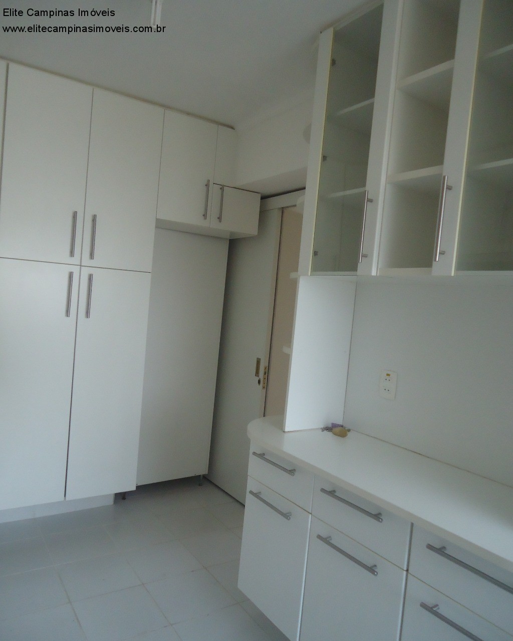 Apartamento à venda com 3 quartos, 180m² - Foto 17