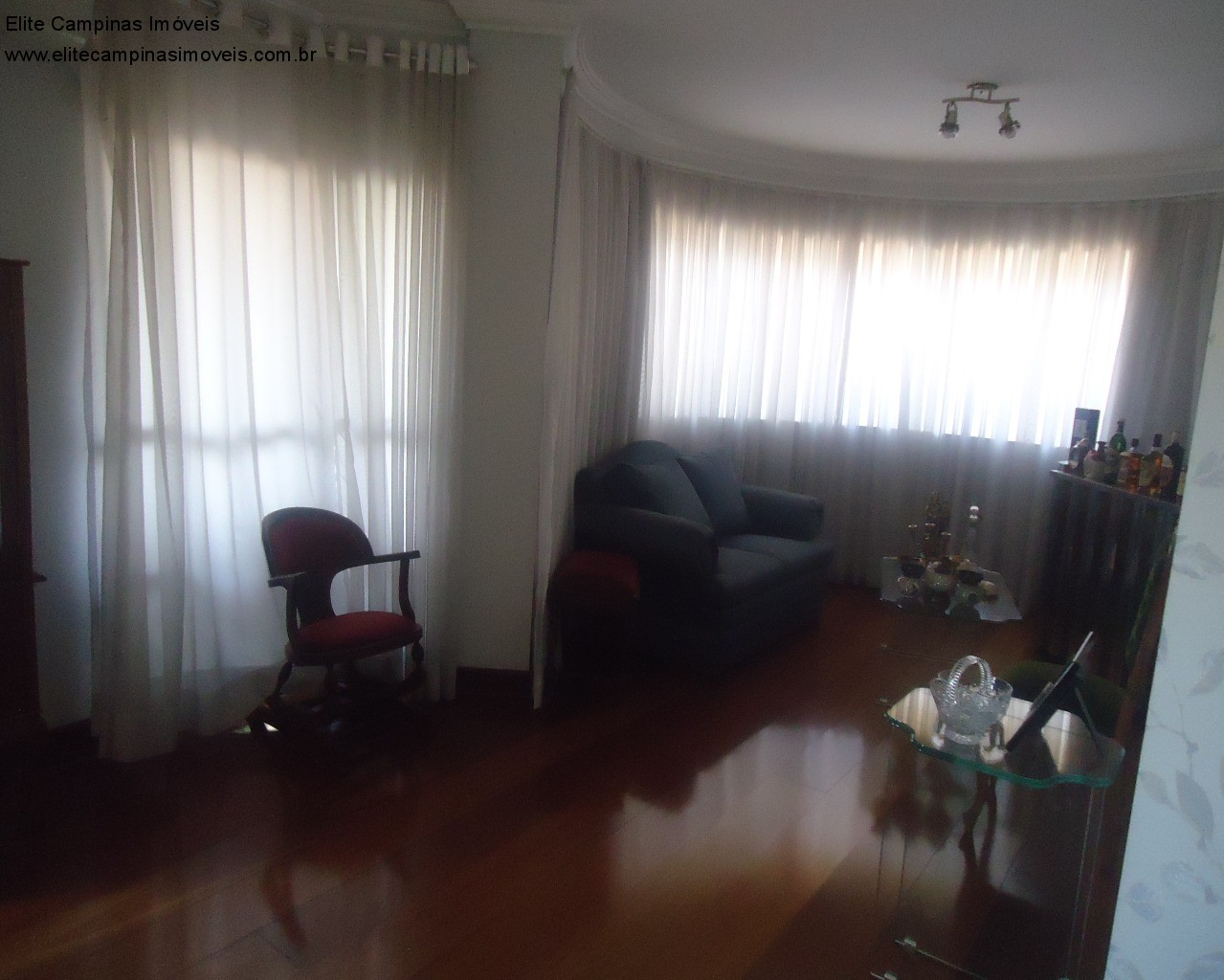 Apartamento à venda com 3 quartos, 180m² - Foto 3