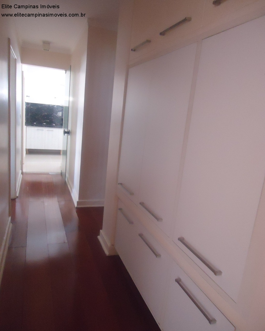 Apartamento à venda com 3 quartos, 180m² - Foto 22