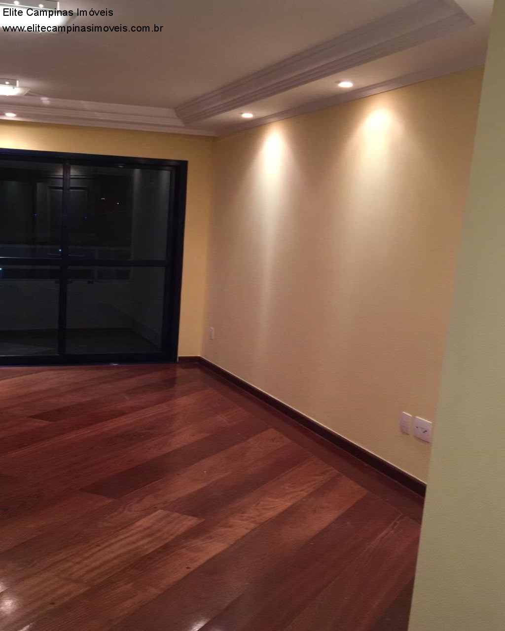 Apartamento à venda com 3 quartos, 135m² - Foto 13