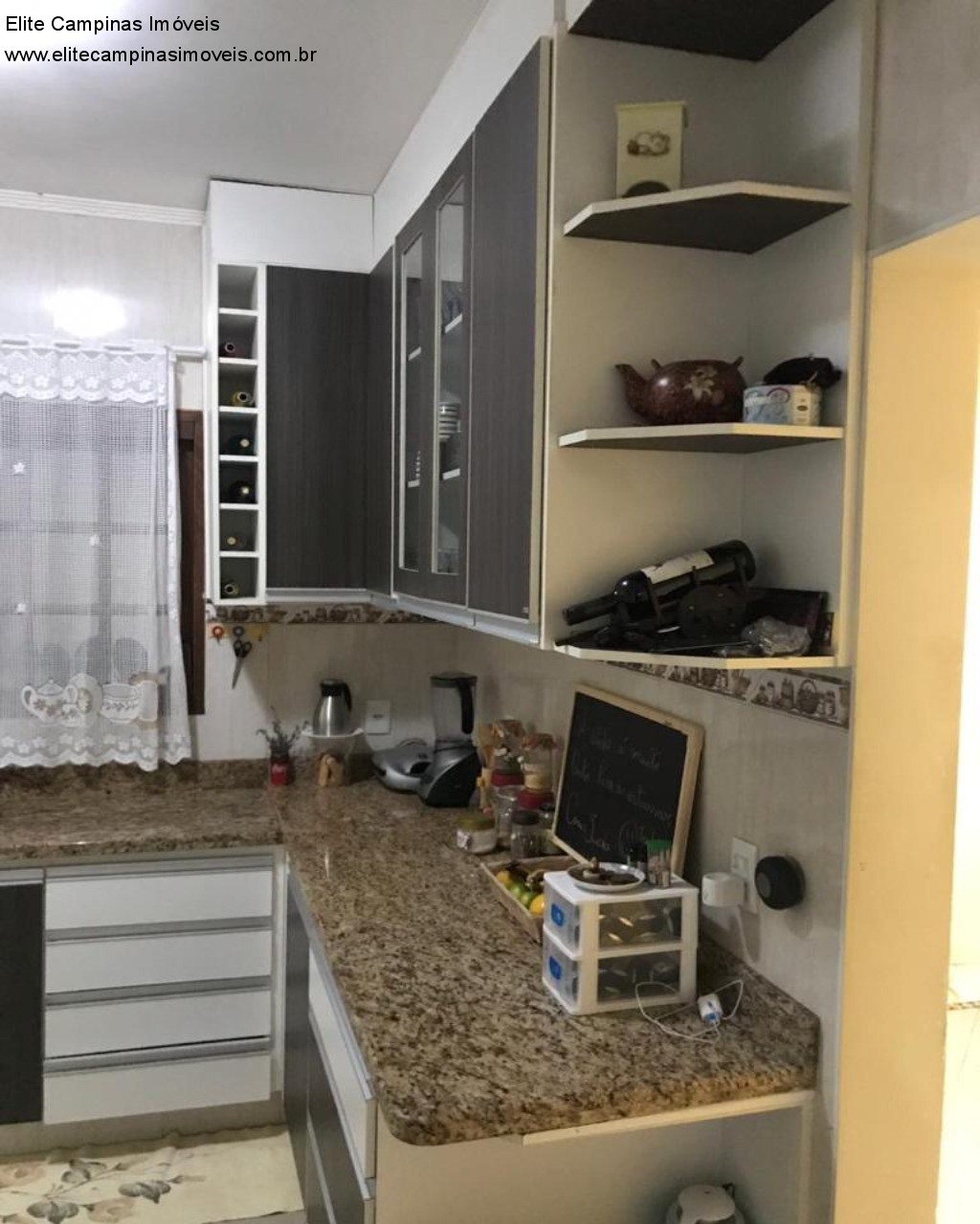 Casa à venda com 3 quartos, 270m² - Foto 12