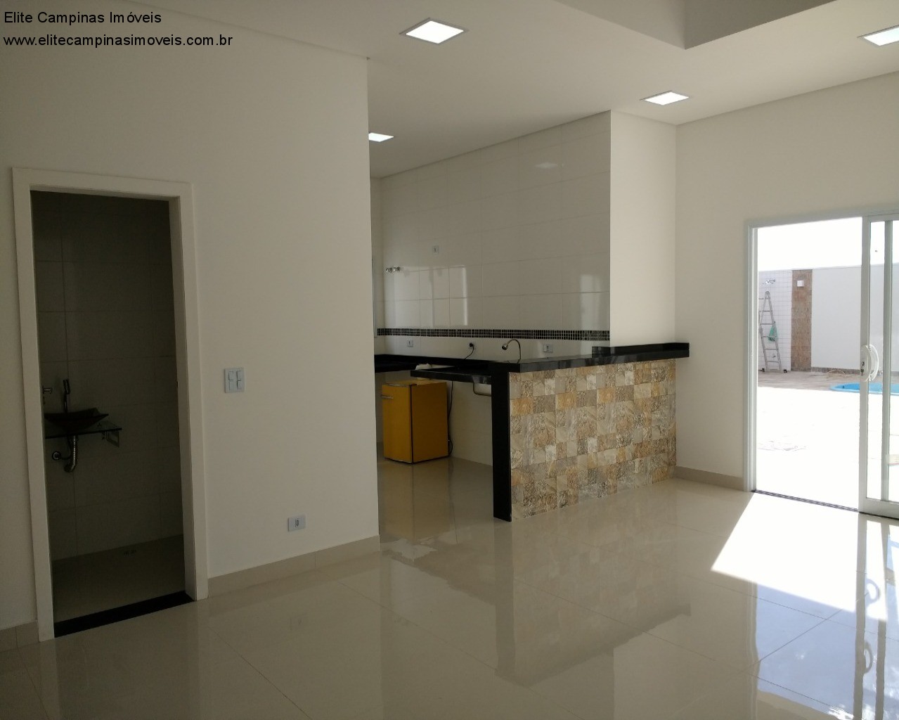 Casa de Condomínio à venda com 3 quartos, 250m² - Foto 9