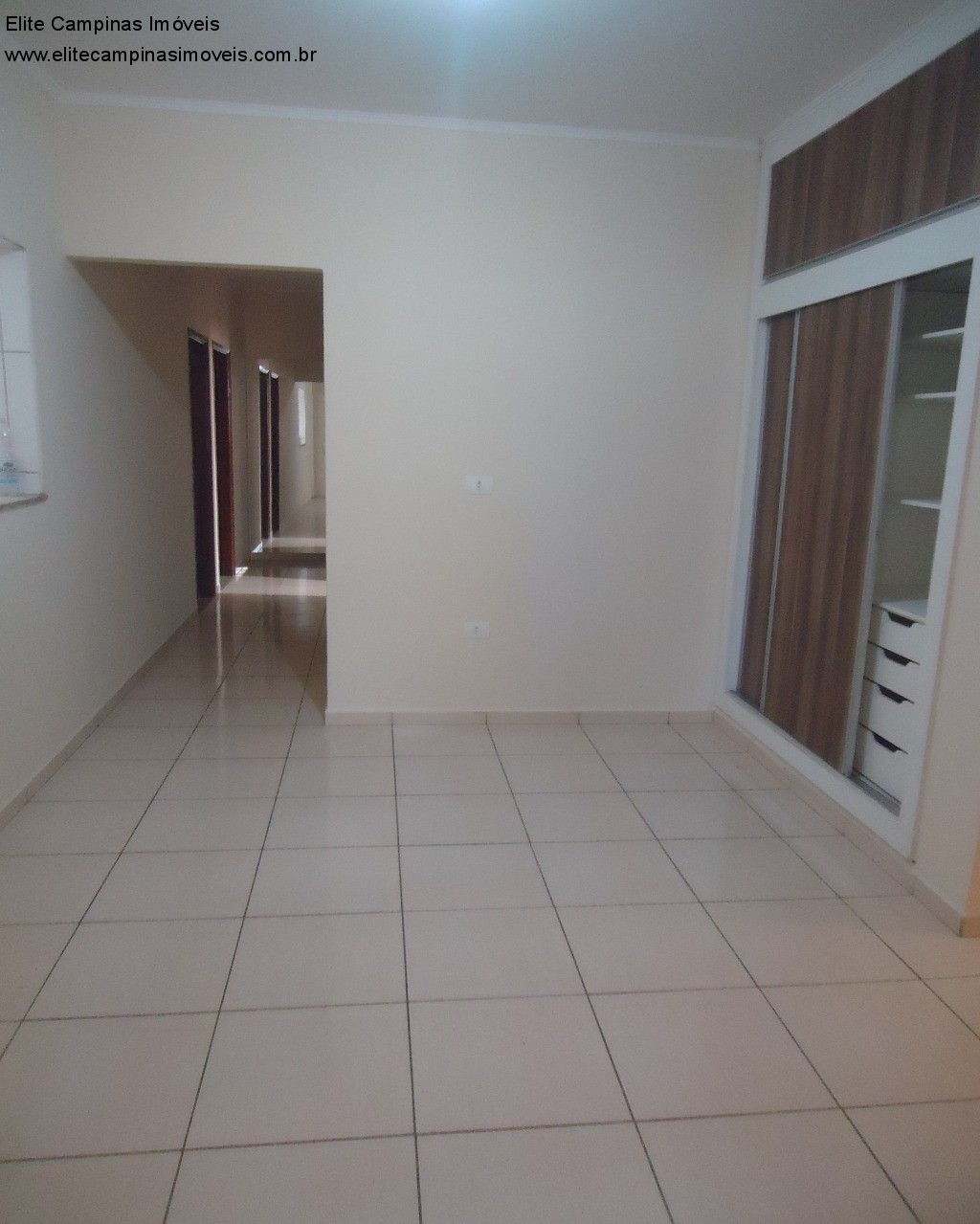 Casa à venda com 1 quarto, 300m² - Foto 5