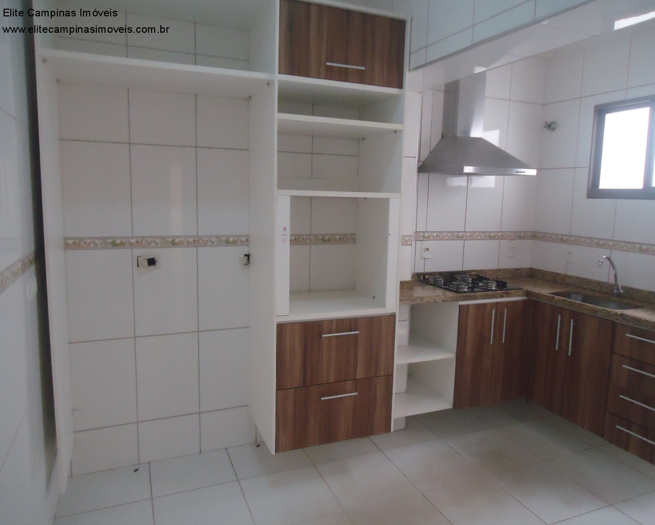 Casa à venda com 1 quarto, 300m² - Foto 13