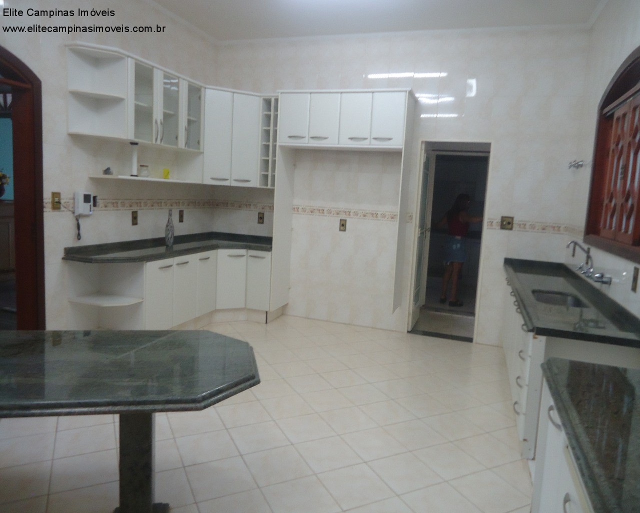 Sobrado à venda com 6 quartos, 1500m² - Foto 33