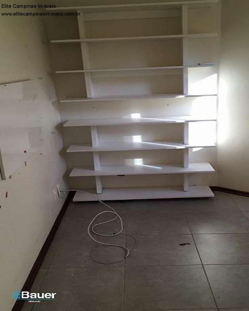 Casa de Condomínio à venda com 3 quartos, 300m² - Foto 8