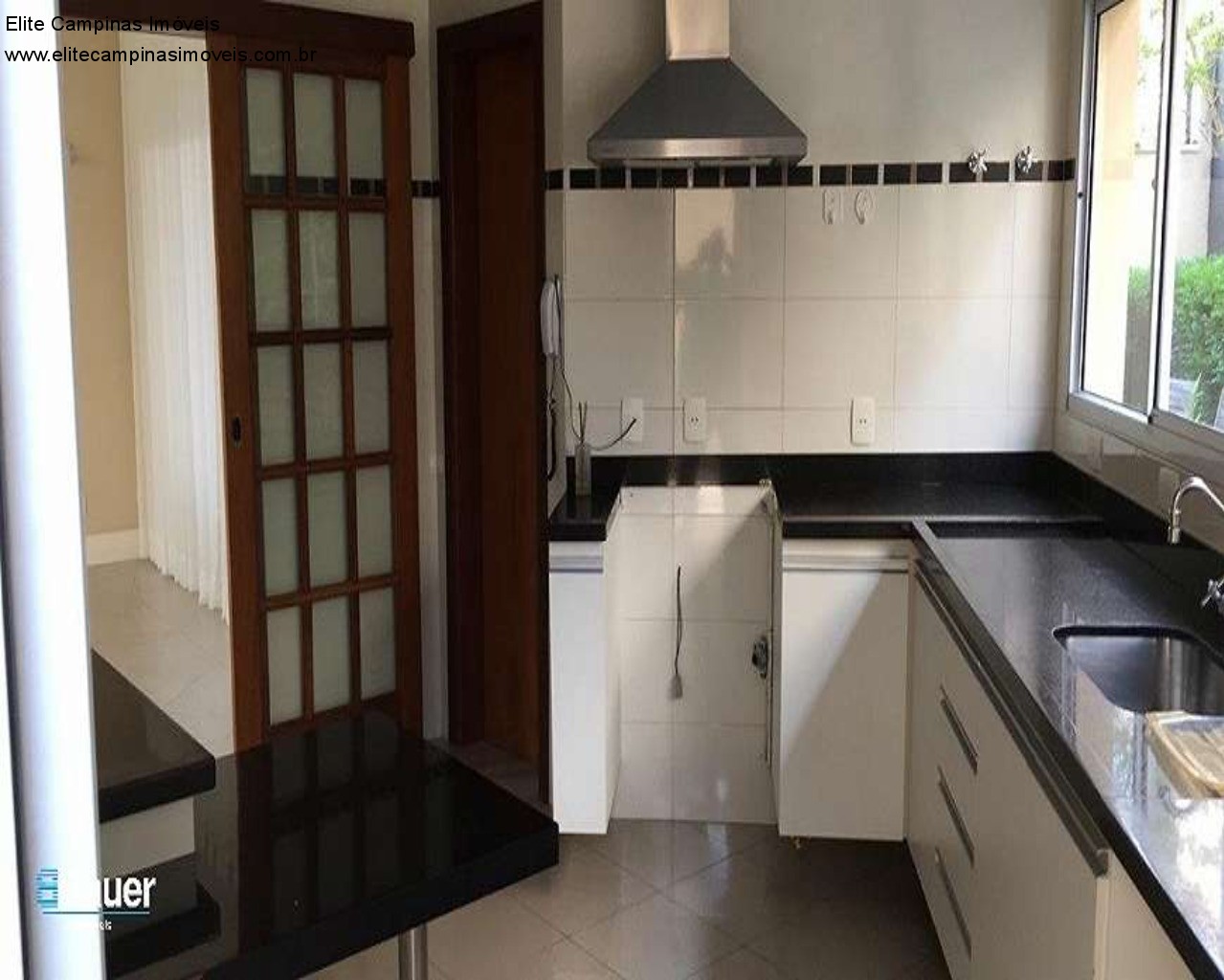 Casa de Condomínio à venda com 3 quartos, 300m² - Foto 17