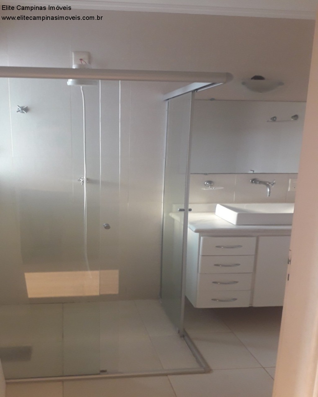 Casa à venda com 3 quartos, 250m² - Foto 10