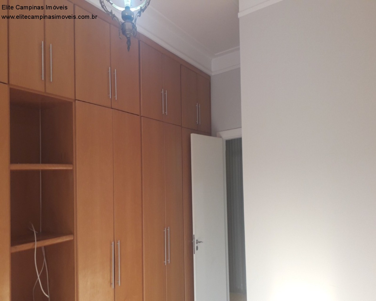 Casa à venda com 3 quartos, 250m² - Foto 14