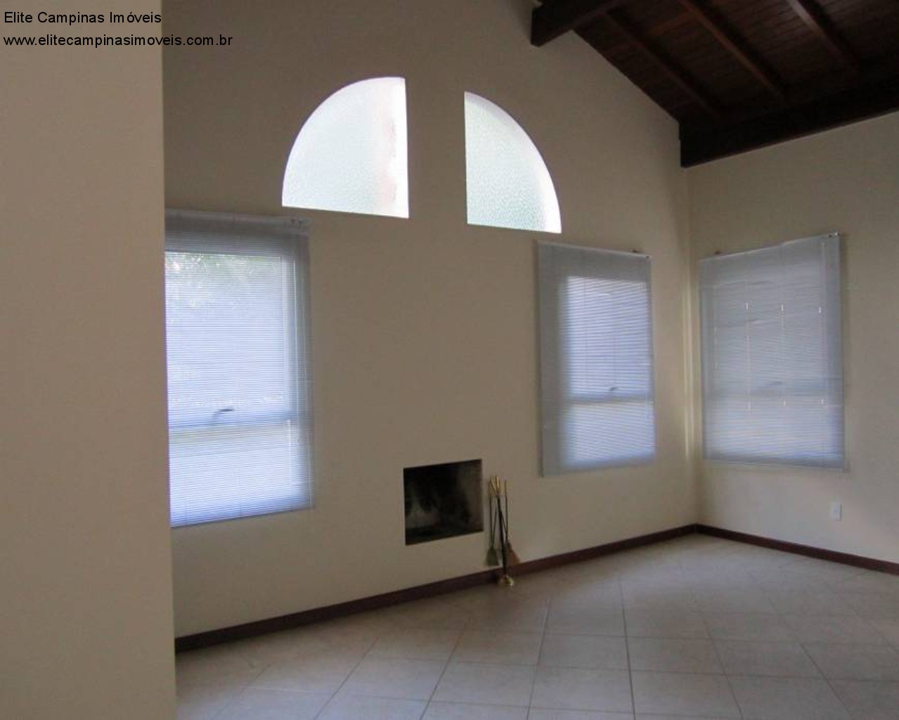 Casa de Condomínio à venda com 4 quartos, 700m² - Foto 4