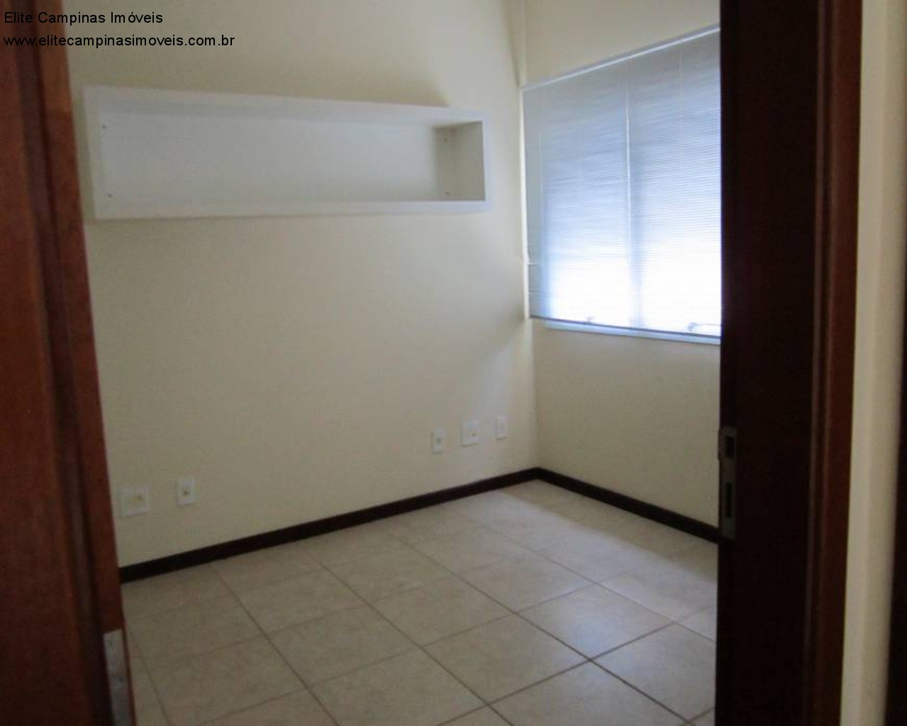 Casa de Condomínio à venda com 4 quartos, 700m² - Foto 10