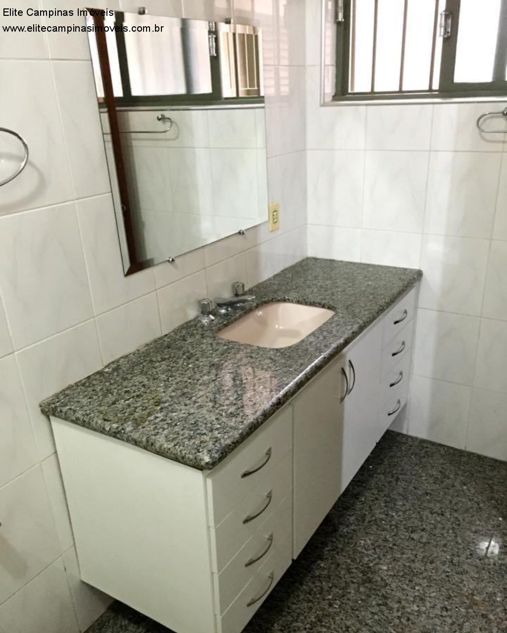 Casa à venda com 5 quartos, 300m² - Foto 20