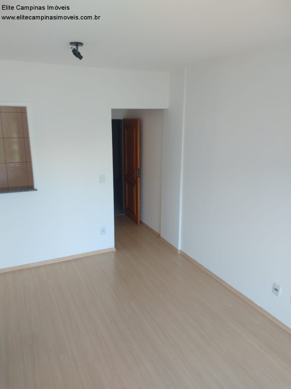 Apartamento à venda com 3 quartos, 78m² - Foto 3