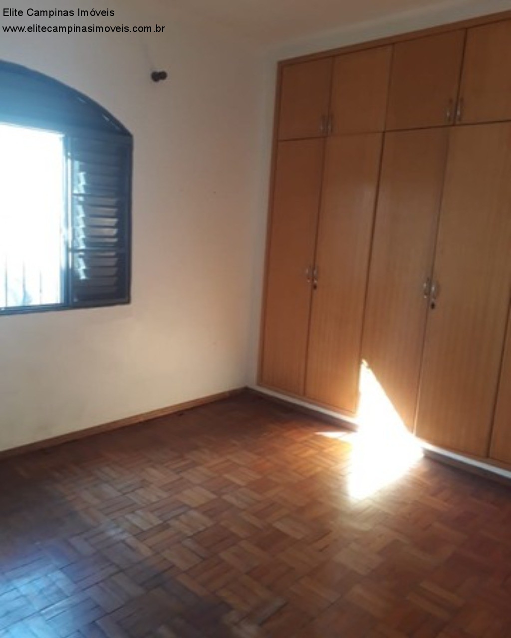 Casa à venda com 3 quartos, 327m² - Foto 12